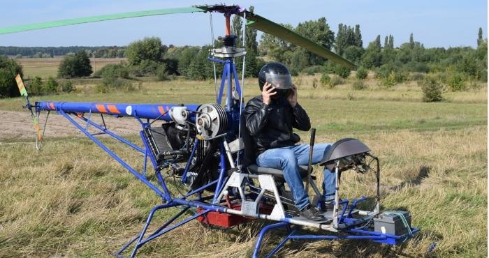 На Рівненщині батько та син змайстрували 300-кілограмовий вертоліт