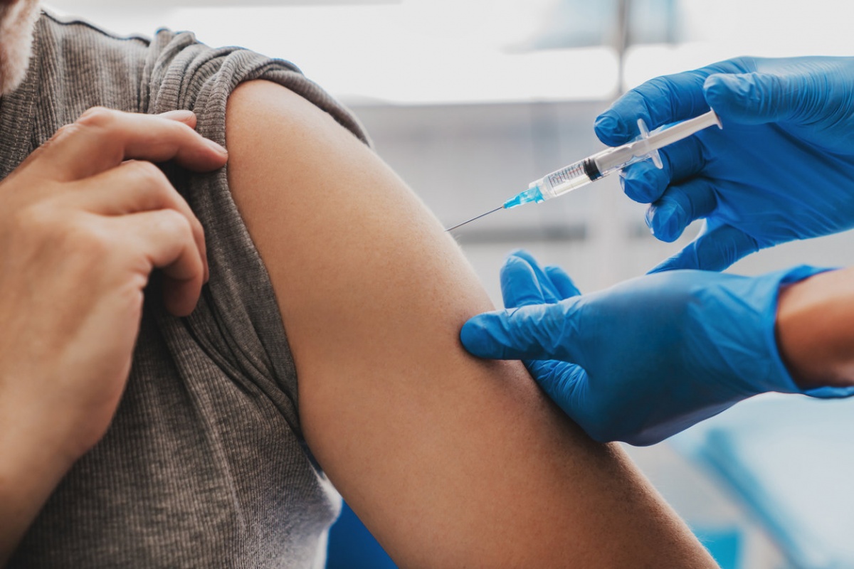 Підтвердили нові побічні ефекти від деяких «коронавірусних» вакцин