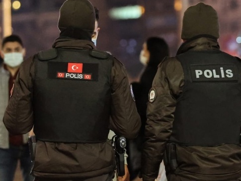 У Туреччині затримали групу озброєних російських шпигунів