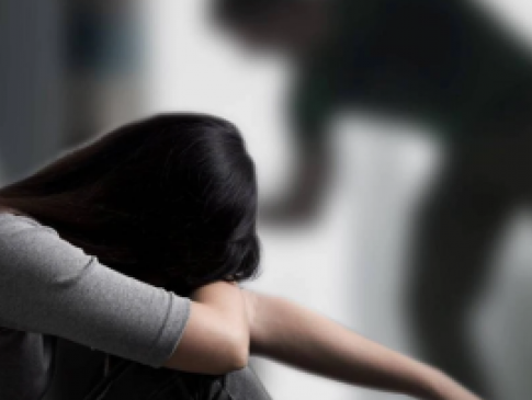На Рівненщині молодик зґвалтував 13-річну доньку співмешканки