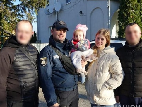 Викрадену у Львові 9-місячну дівчинку знайшли на Хмельниччині