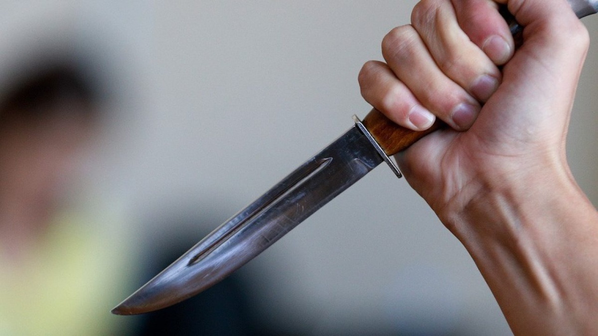 На Волині пацієнт психлікарні вдарив ножем у груди санітара