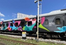 Художник з Луцька розмалював вагон потяга «Укрзалізниці»