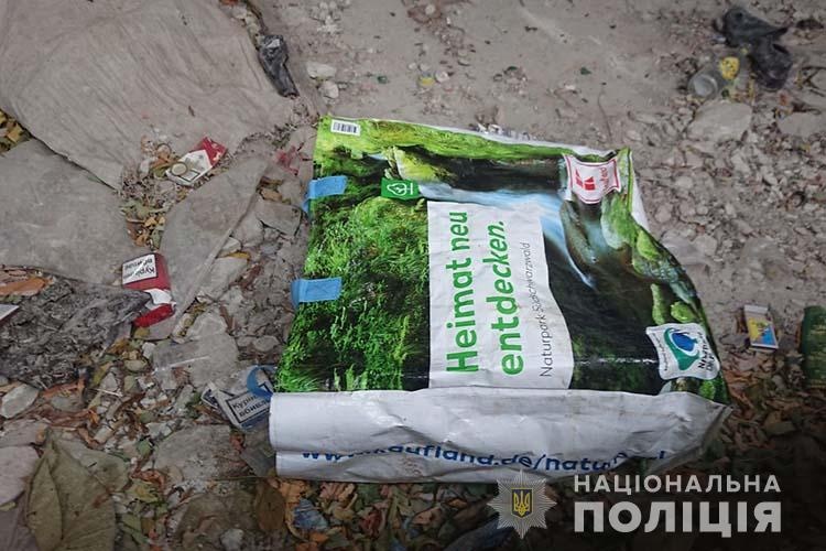 На Тернопільщині породілля викинула дитину у смітник