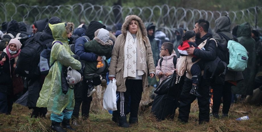 Німецький політик пропонує тимчасово переселити нелегалів з Білорусі в Україну