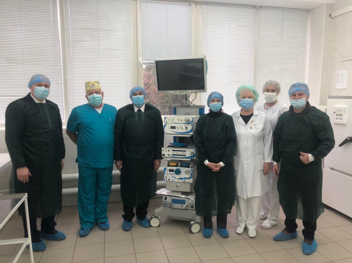 У Луцьку лікарня отримала атроскопічне обладнання від благодійників