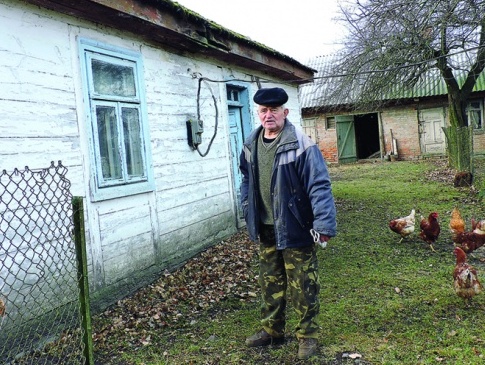 Cин вивіз свого 80-літнього батька зі Львова у село на Волині й покинув напризволяще