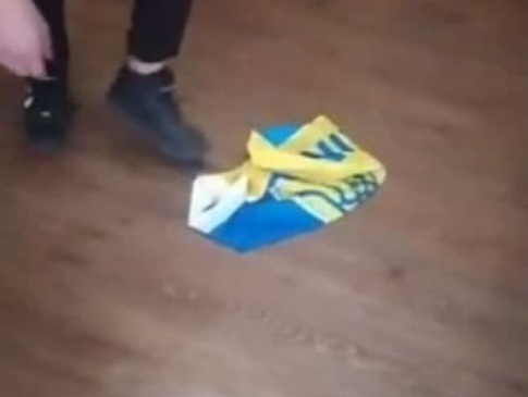 У луцькій школі поглумилися над прапором України