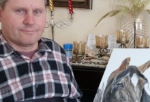 Чоловіка з Рівненщини у 43 роки паралізувало, а у 50 він став художником