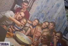 На Сумщині родині погорільців із 14 дітьми зібрали кошти на новий будинок