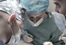Волинські хірурги провели надскладну операцію на сонній артерії