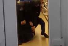 У Луцьку чоловік напав на продавчинь у магазині