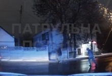 У Луцьку поліцейські показали пішоходів, які порушують ПДР