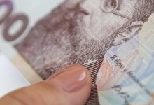 Пенсіонери зможуть витратити ковідну тисячу на «комуналку»