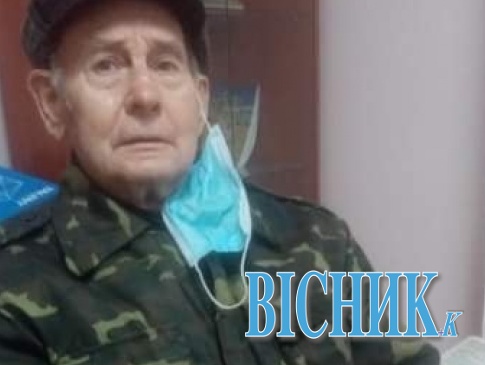 У Луцьку 81-річний дідусь пройшов справжні муки, щоб отримати «ковідну» тисячу на ліки