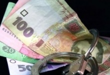 На Рівненщині студентка відсидить 2,5 року за крадіжку грошей з картки