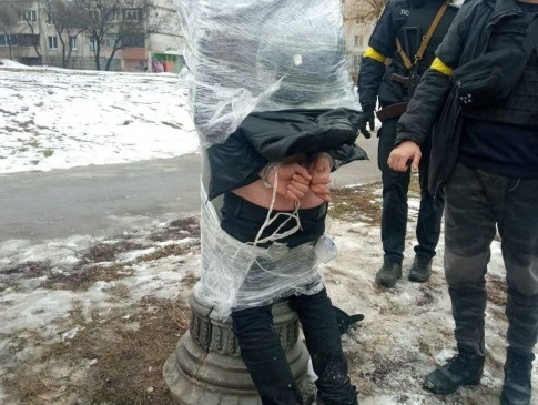 Українці винайшли сороміцьке покарання для мародерів