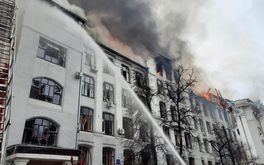 Харків знову бомбить ворог