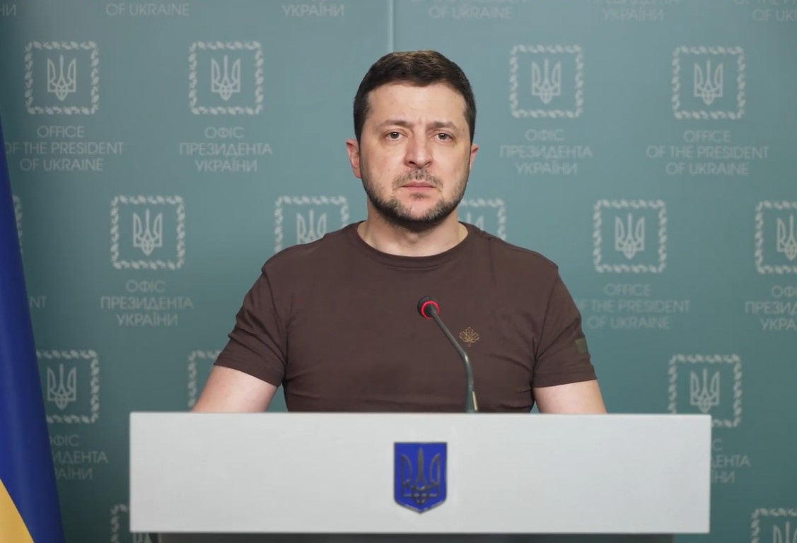 «Відбудуємо усе дуже швидко і якісно», - Зеленський про відновлення України