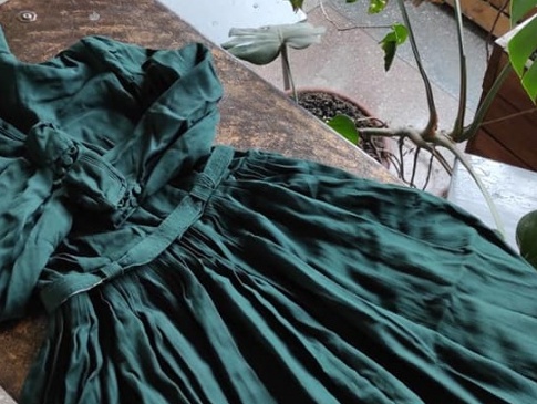 91-річна зв’язкова УПА віддала на маскувальну сітку сукню, пошиту в сталінських таборах