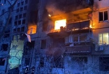 У Києві окупанти обстріляли багатоповерхівку: є загиблі