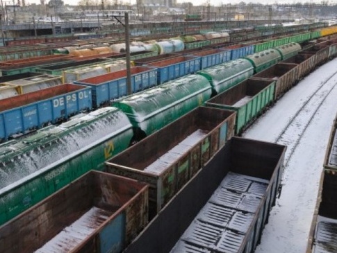 «Укрзалізниця» розпочала націоналізацію російських вагонів в Україні