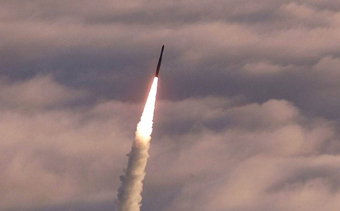 На Дніпропетровщині ППО збила дві російські ракети
