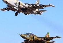 Український льотчик спрямував свій підбитий літак на колону техніки окупантів (відео)