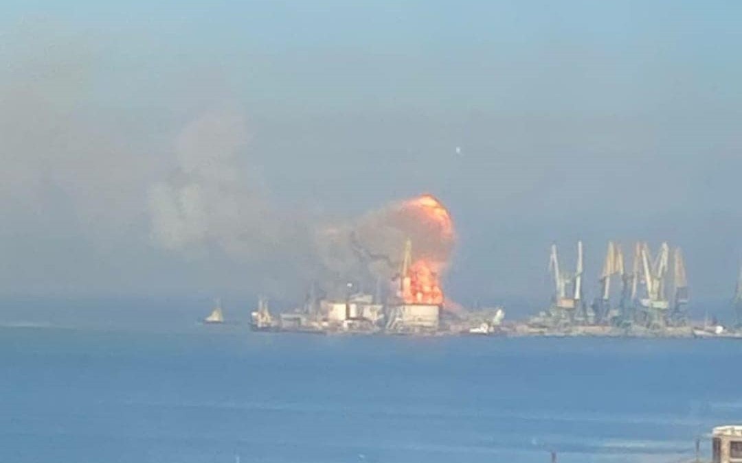 ЗСУ знищили великий десантний корабель РФ у Бердянську