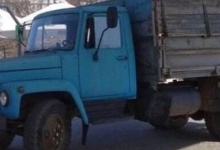 На Рівненщині жінка подарувала вантажівку ЗСУ