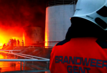 Рятувальники показали як пів доби боролися з пожежею у Львові після ракетного удару окупантів