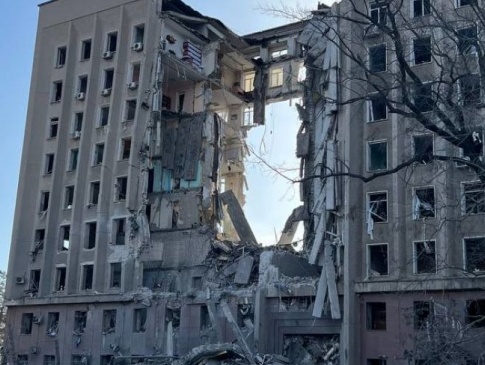 Внаслідок бомбардування Миколаївської ОДА загинули троє людей