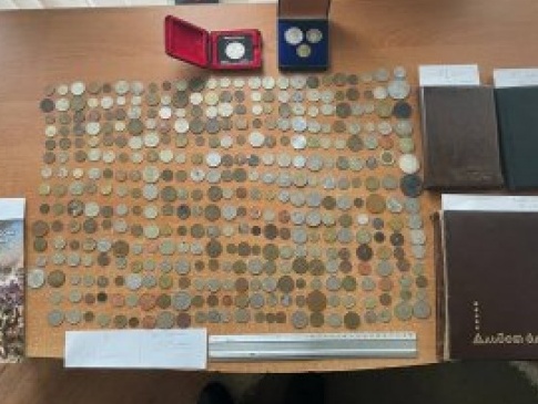 На «Ягодині» у «нумізмата» вилучили колекцію рідкісних монет