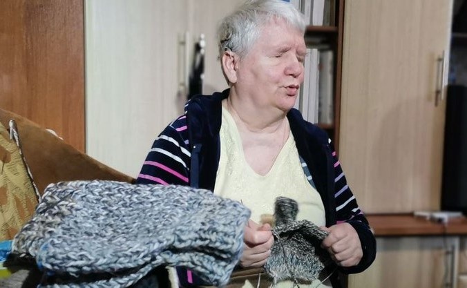 «Що буде, як всі повтікають?»: у Луцьку незряча волонтерка відмовилися виїжджати за кордон