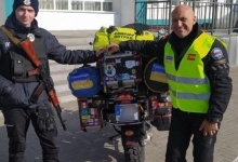 Іспанець на мотоциклі 5 діб віз на Волинь медикаменти