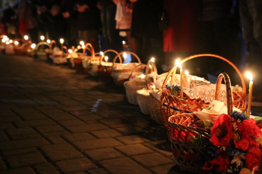 Українців закликають бути особливо пильними у Великодню ніч через провокації росіян