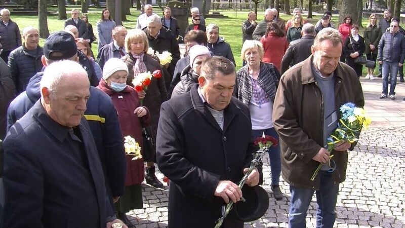 У Луцьку вшанували пам'ять загиблих ліквідаторів аварії на ЧАЕС