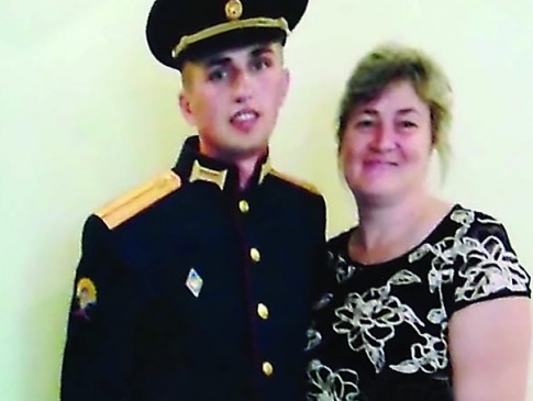 Один син жінки з Волині українців захищає, а інший – вбиває
