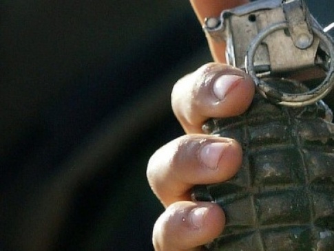 На Житомирщині у руках однорічної дитини здетонував запал ручної гранати