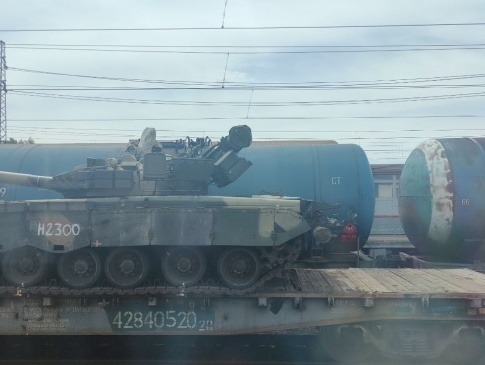Росія розконсервувала легкозаймисті танки