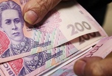 Жителька Луганщини видурила у пенсіонерки 40 тисяч гривень