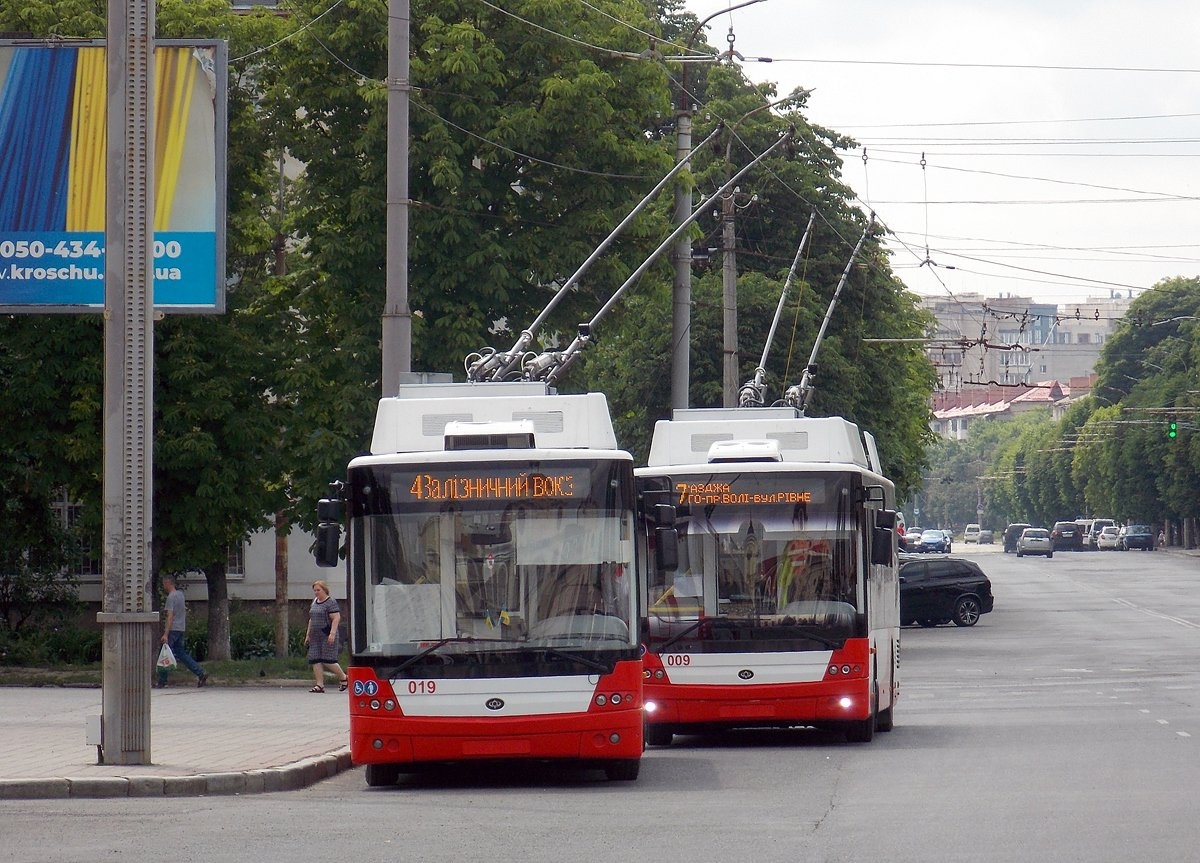 У Луцьку хочуть втримати старий тариф на проїзд у тролейбусі