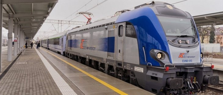 У Польщі відмінять безкоштовний проїзд для Українців