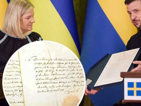 Прем'єрка Швеції подарувала Україні копію листа Карала XII про визнання Запорізької Січі