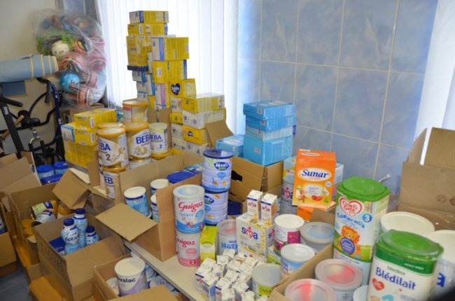У Луцьку переселенці можуть безоплатно отримати продукти та ліки для дітей