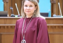 Юристку, яка сприяла пдписанню Харківських угод, призначили суддею Конституційного суду