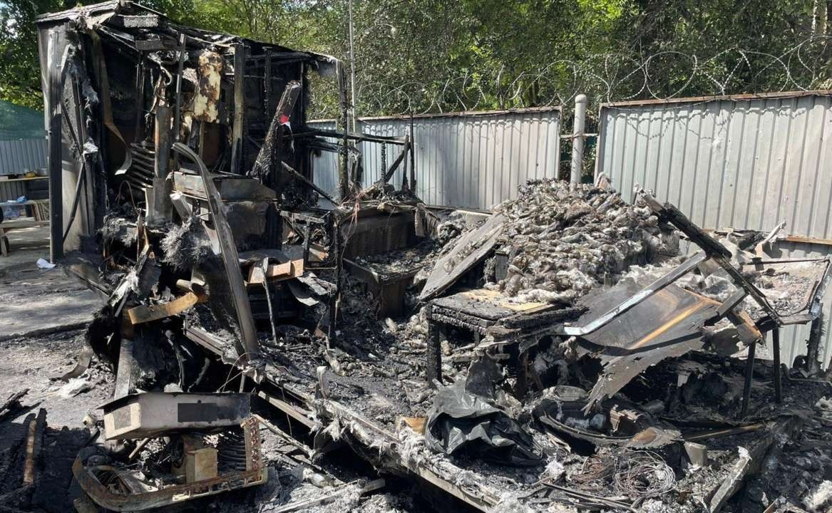 Мешканець Одеси спалив трейлери з гуманітаркою для переселенців