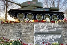 Уряд Естонії почав демонтаж радянських пам’ятників у проросійській Нарві
