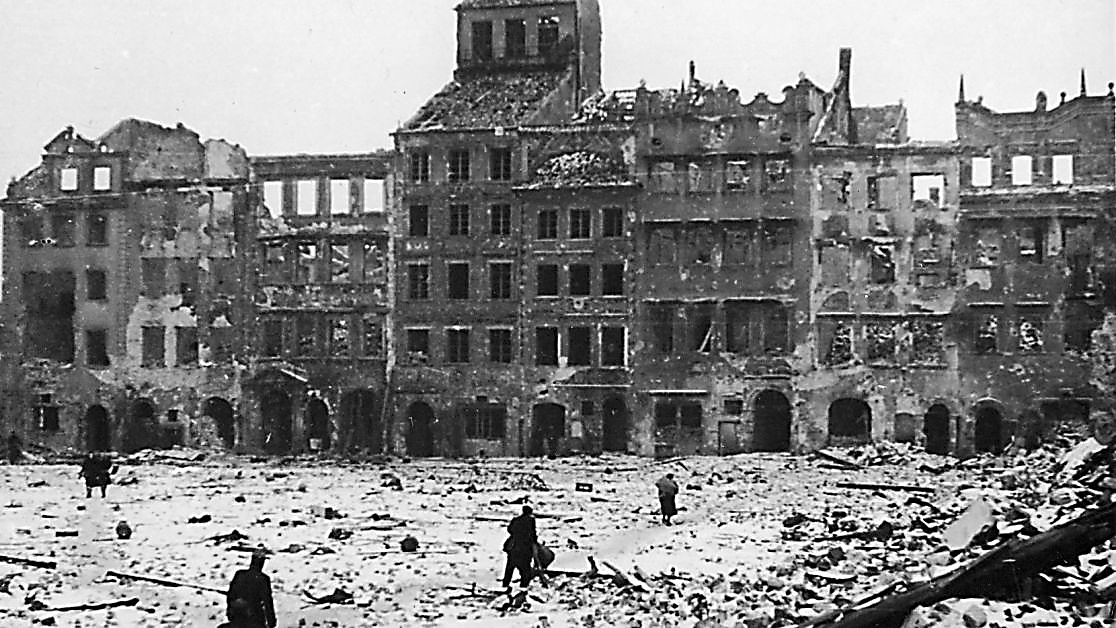 Варшава після війни