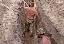 Оборонці Волині продовжують закопуватися (фото)
